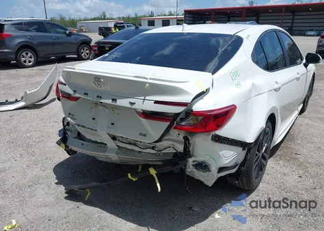 2025 Toyota Camry Se z USA, uszkodzony, nr VIN 4T1DAACK8SU528359